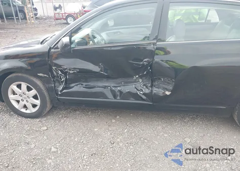 2010 Toyota Avalon Xl z USA, uszkodzony, nr VIN 4T1BK3DB9AU359630